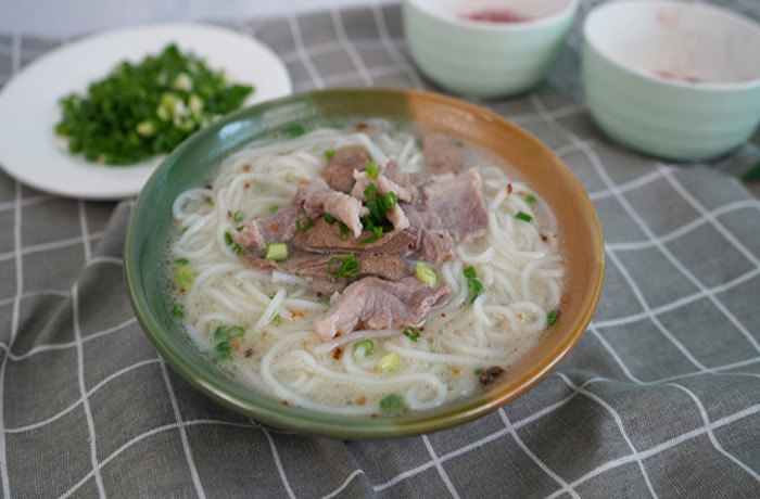 衡东原味汤粉王培训